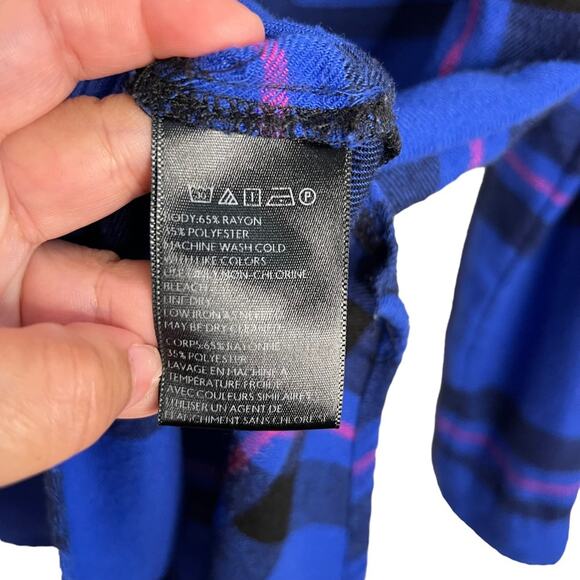 BDG Urban Outfitters Blue Plaid Button Down Shirt - Picture 6 of 7